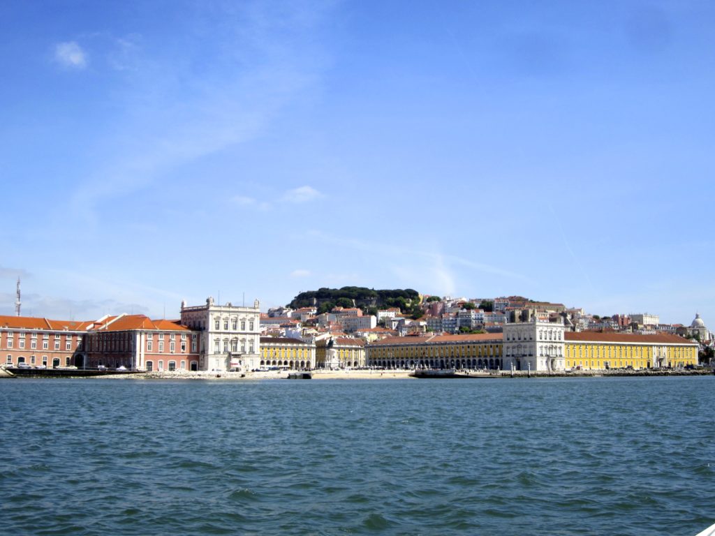 Place du commerce vue depuis le Tage, Lisbonne